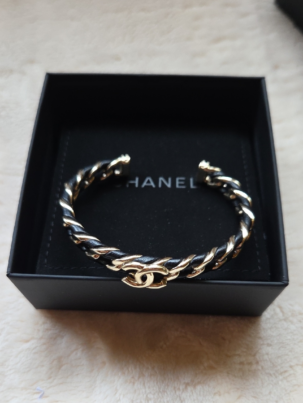 CHANEL Cocomark B26C Bangle M GP x Leather Gx Black Authentic - Picture 2 of 5